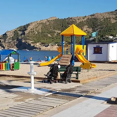 Holiday home House 3 Bds Seaviews Pool Wi-fi Calpe Altea Es